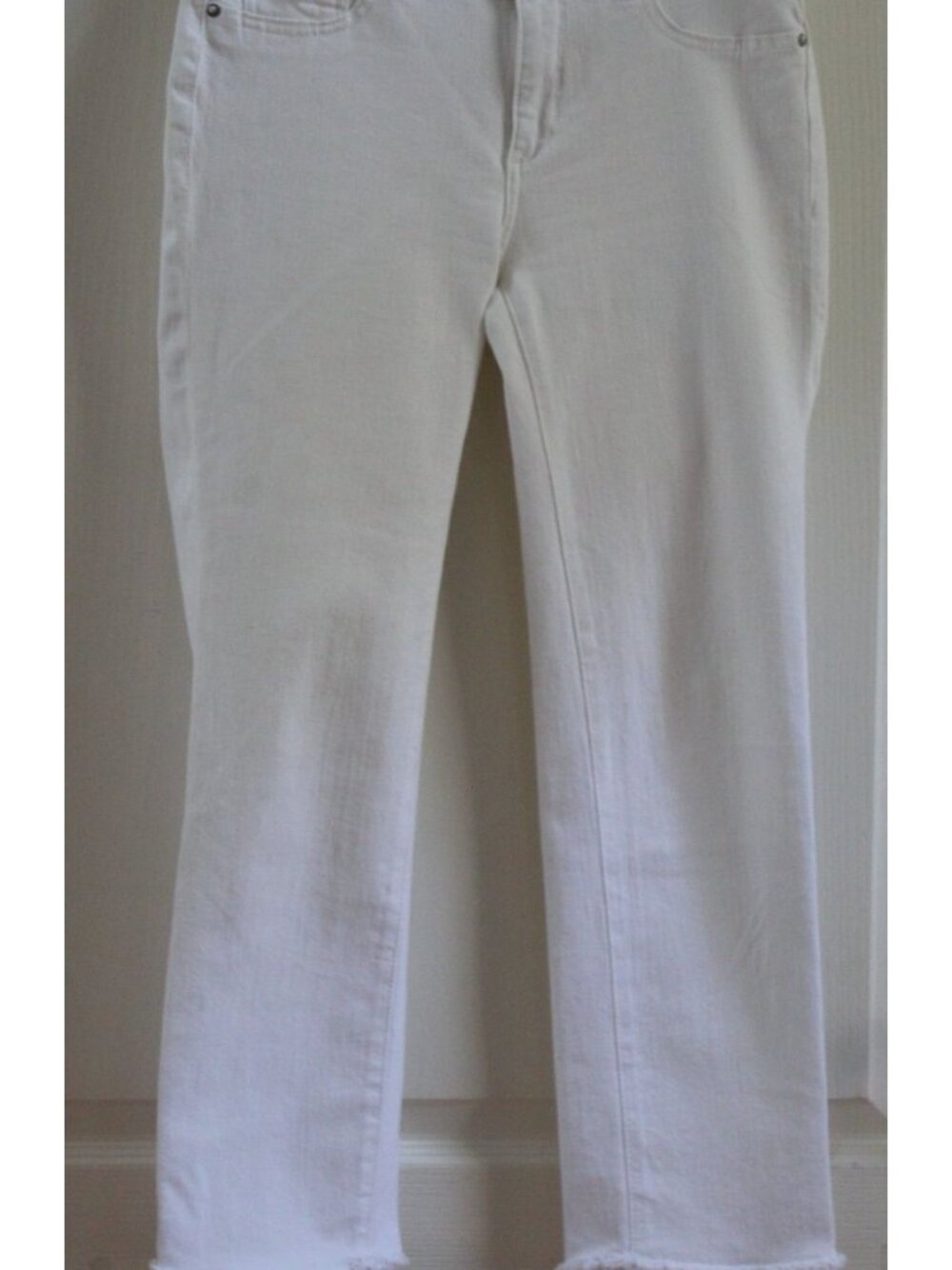 DL1961 Mara Straight Mid-Rise Instasculpt Ankle Jeans | Size 28 | White